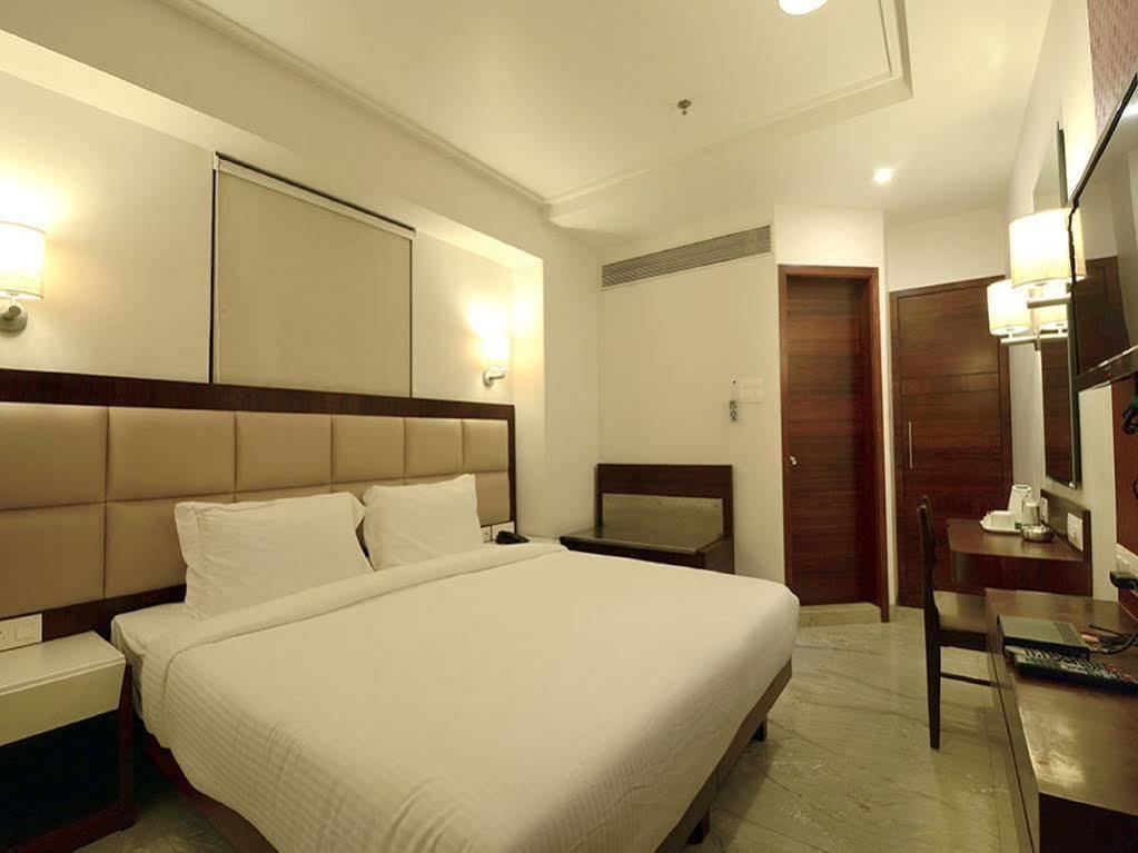 Hotel Better Home International Bombay Esterno foto